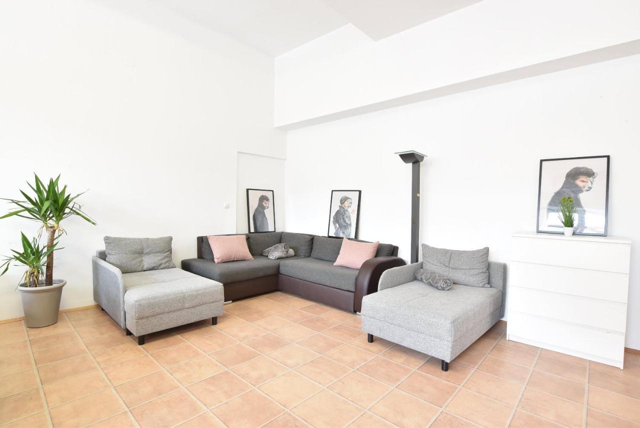 Huge Apartment In Awesome Location With Parking Ίνσμπρουκ Εξωτερικό φωτογραφία